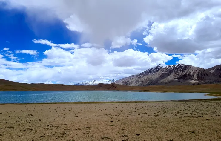 Tersembunyi di Himalaya, Inilah Pesona Wisata Danau Tso Moriri yang Jarang Diketahui Wisatawan