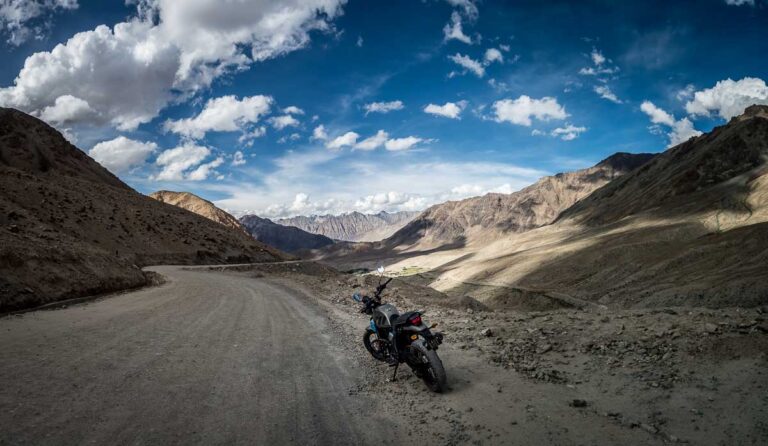 Traveler Wajib Tahu! Begini Cara Cepat Mengurus Izin Masuk Ladakh Online Sebelum Liburan